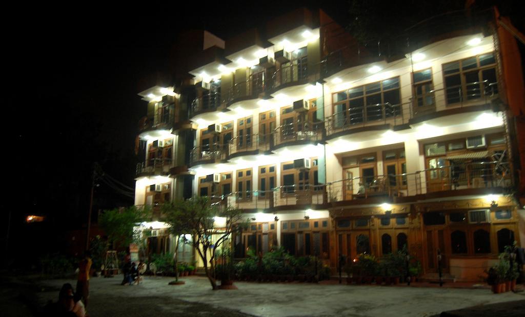 Hotel New Aditya Харидвар Экстерьер фото